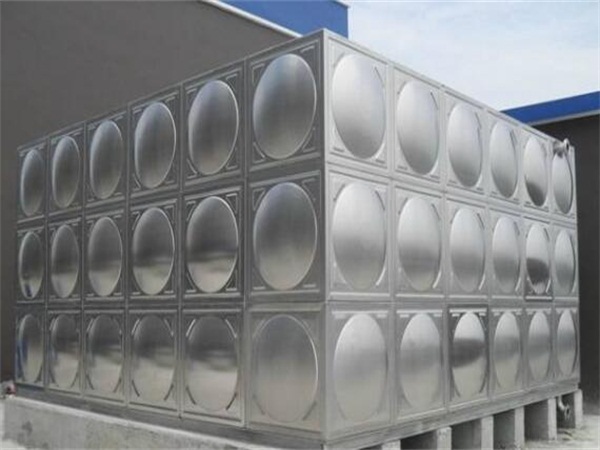 304不銹鋼水箱的安裝時(shí)那些流程規(guī)范你知道嗎？（下）