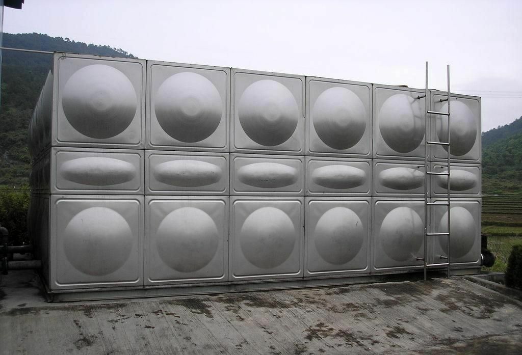 304不銹鋼水箱鋼板的耐腐蝕性如何？