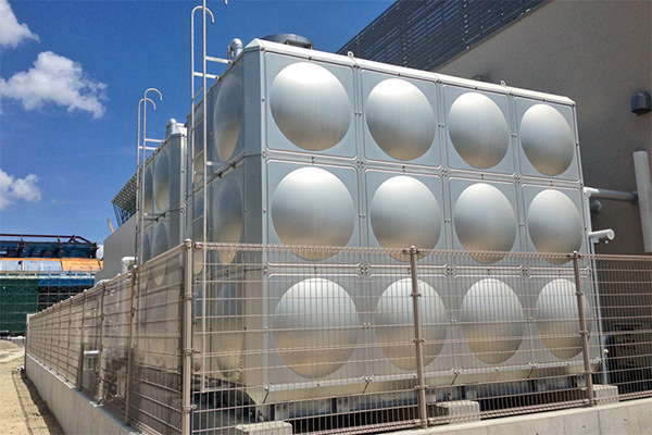 淺談大型不銹鋼消防水箱定制的價(jià)格問題